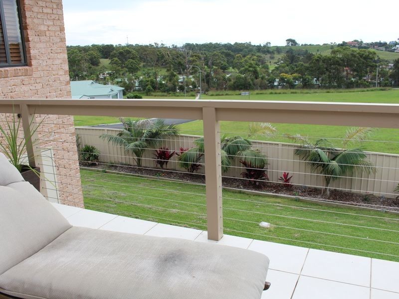 14 Greenview Drive, Hallidays Point NSW 2430