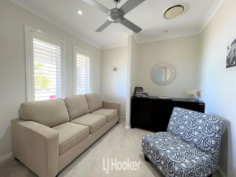 1 Lake View Way, Tallwoods Village NSW 2430