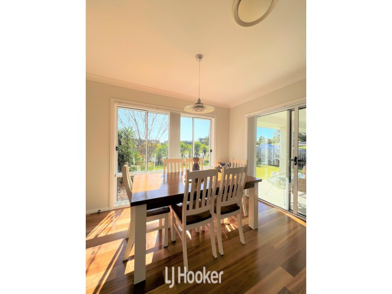1 Lake View Way, Tallwoods Village NSW 2430