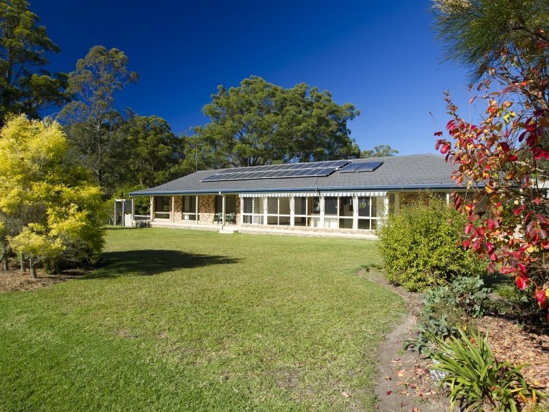 17 Woodlands Drive, Hallidays Point NSW 2430