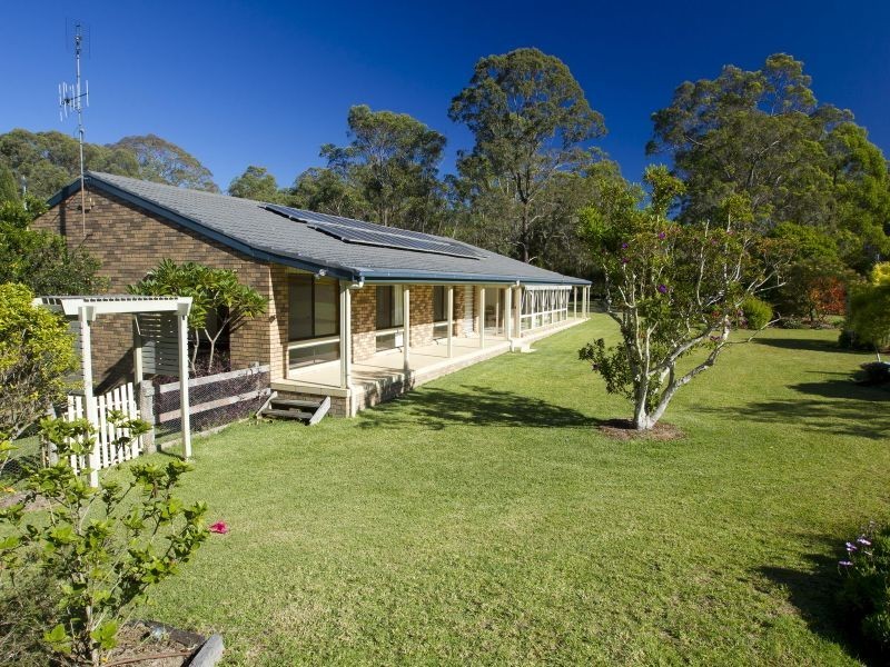 17 Woodlands Drive, Hallidays Point NSW 2430