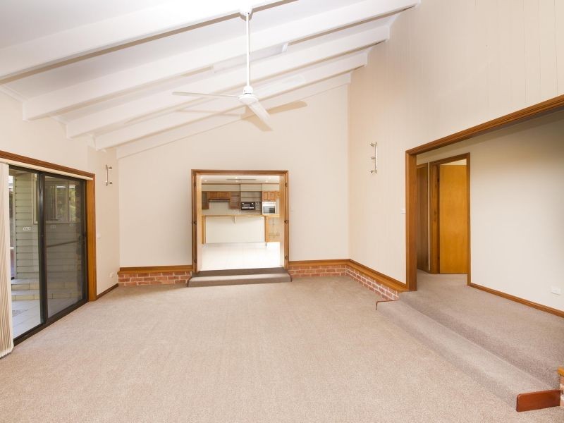 17 Woodlands Drive, Hallidays Point NSW 2430