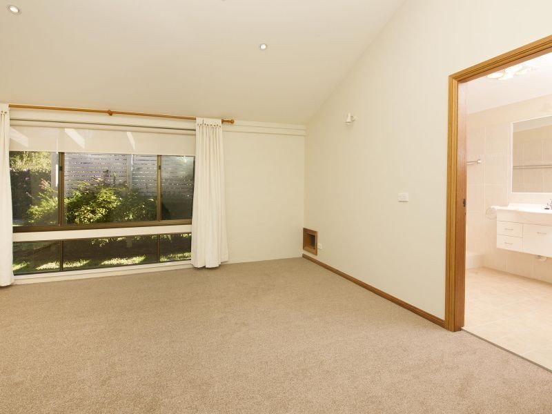 17 Woodlands Drive, Hallidays Point NSW 2430