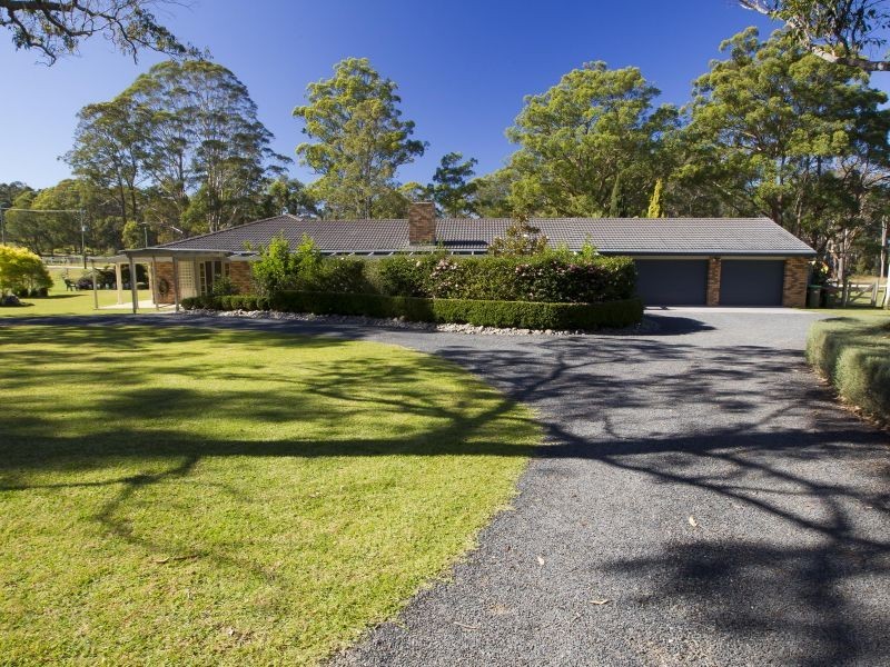 17 Woodlands Drive, Hallidays Point NSW 2430