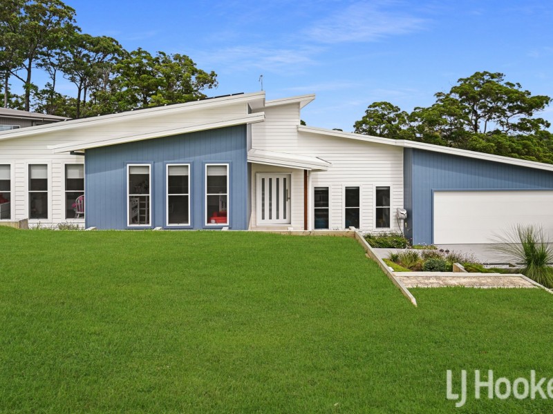 7 The Bridle Path, Tallwoods Village NSW 2430