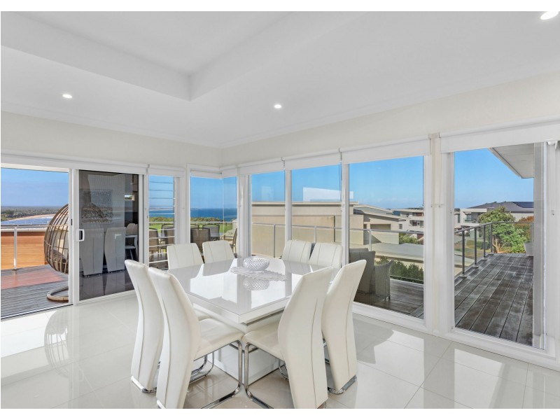 6 Myalup Court, Red Head NSW 2430