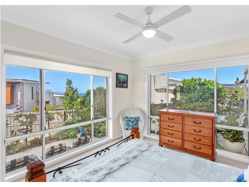 6 Myalup Court, Red Head NSW 2430