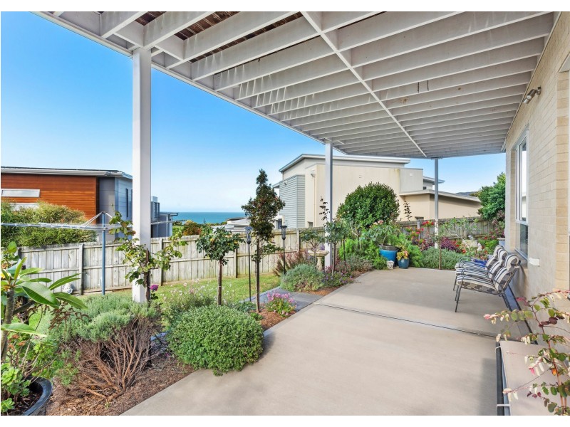 6 Myalup Court, Red Head NSW 2430