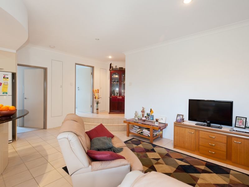 2/6 The Grove, Tallwoods Village NSW 2430