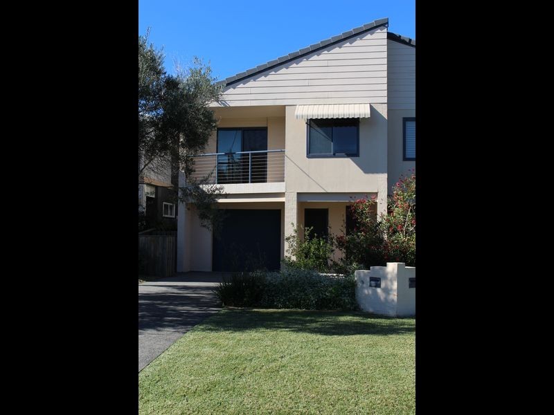 2/13 Jubilee Parade, Diamond Beach NSW 2430