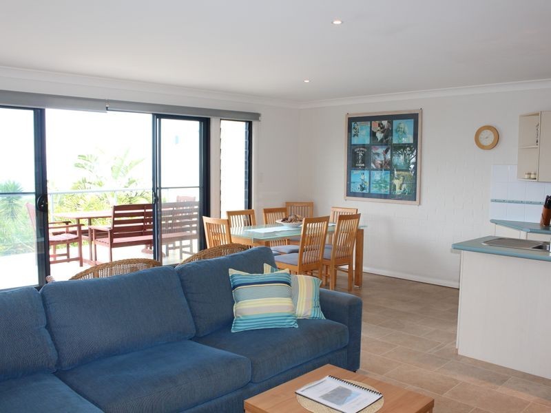 2/13 Jubilee Parade, Diamond Beach NSW 2430