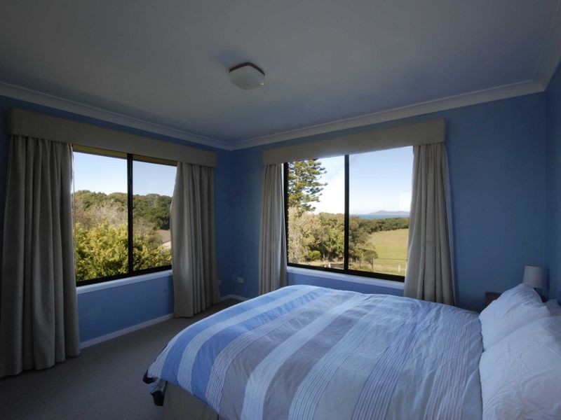 18 High Street, Hallidays Point NSW 2430