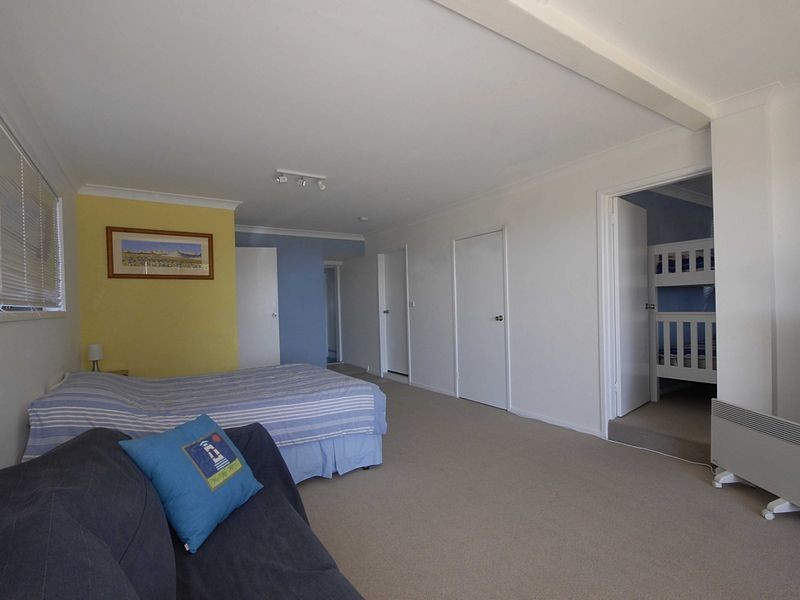 18 High Street, Hallidays Point NSW 2430