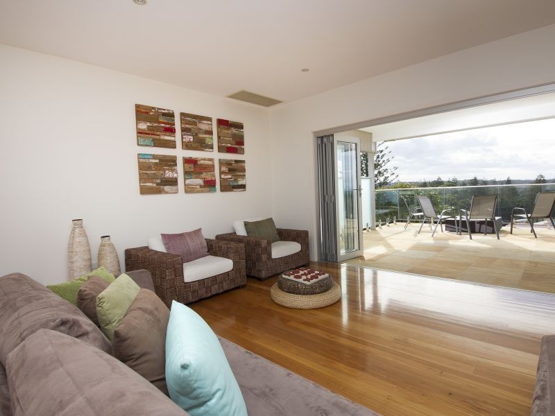 1/37 High Street, Black Head NSW 2430