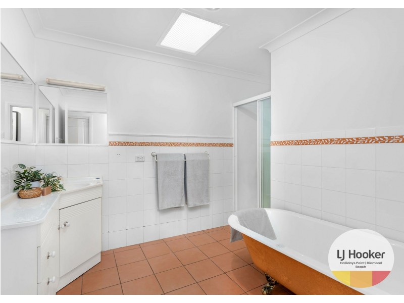 23 Figtree Drive, Diamond Beach NSW 2430