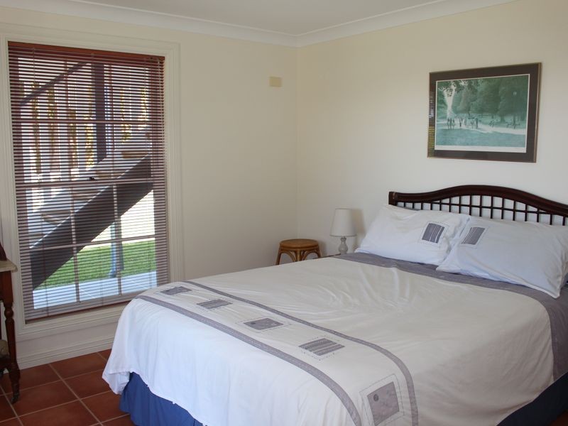 15 Vincent Close, Diamond Beach NSW 2430