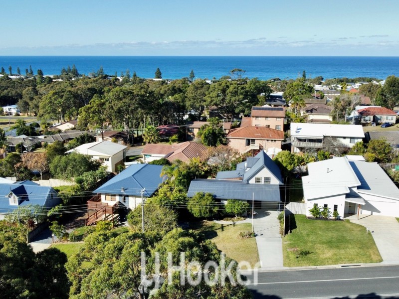 252 Diamond Beach Rd, Diamond Beach NSW 2430