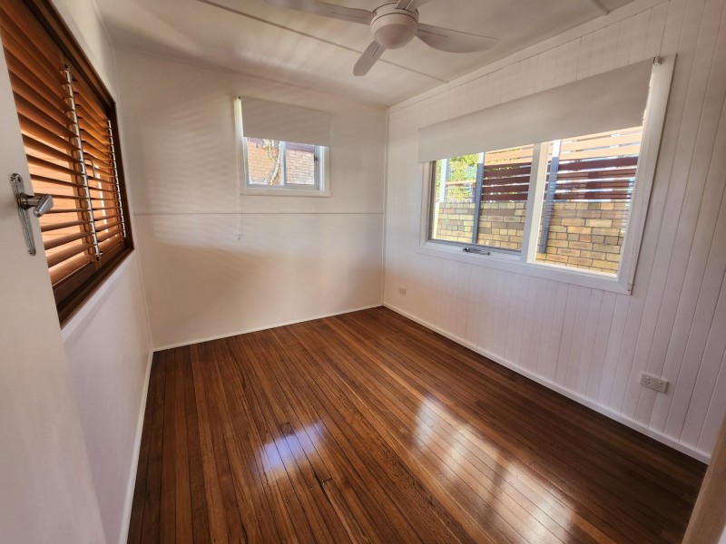 10 Albert Street, Black Head NSW 2430