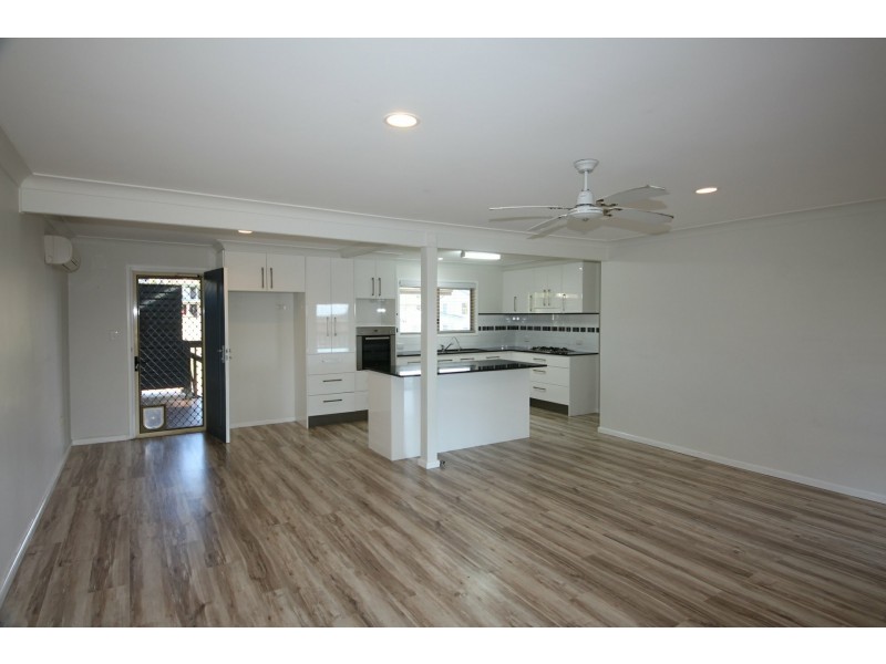 8 Anniversary Drive, Diamond Beach NSW 2430