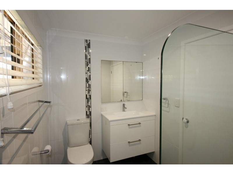 8 Anniversary Drive, Diamond Beach NSW 2430