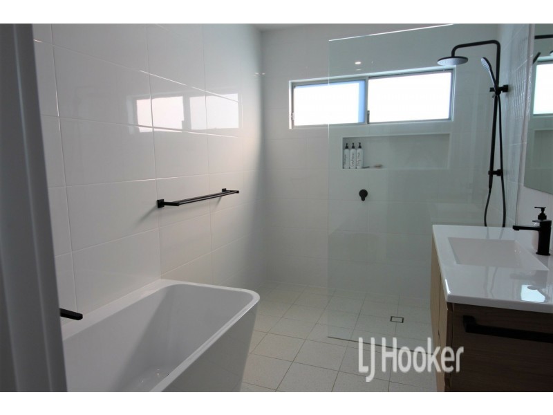 33 Cottesloe Circuit, Red Head NSW 2430