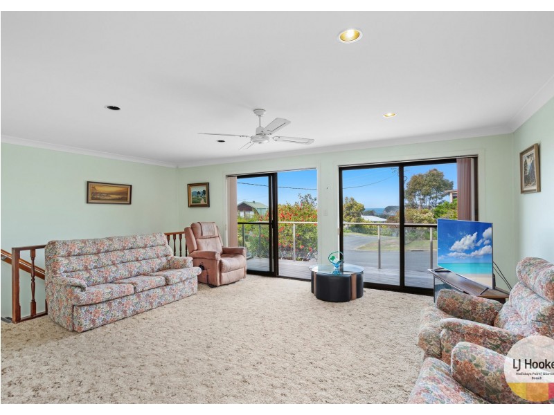 34 Redhead Road, Red Head NSW 2430