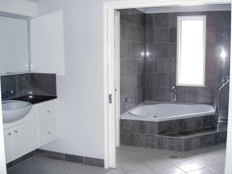 Hallidays Point NSW 2430