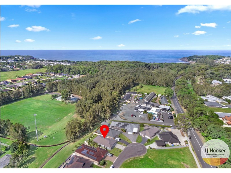 12 Laguna Court, Black Head NSW 2430