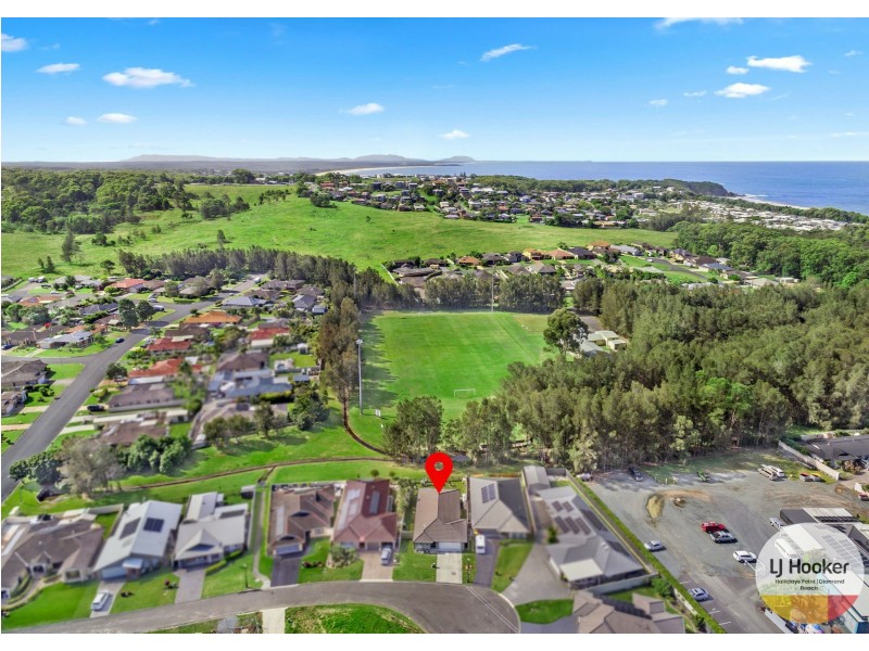 12 Laguna Court, Black Head NSW 2430