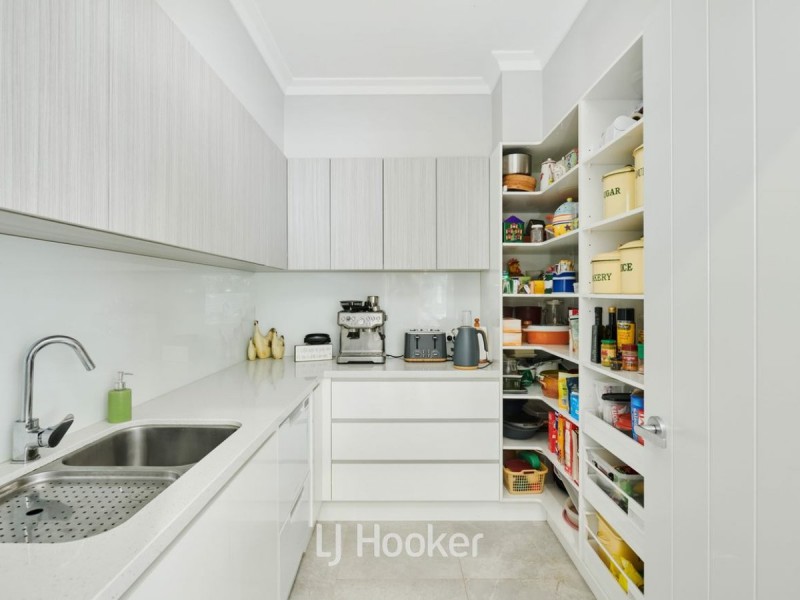 13 Hillside Terrace, Black Head NSW 2430