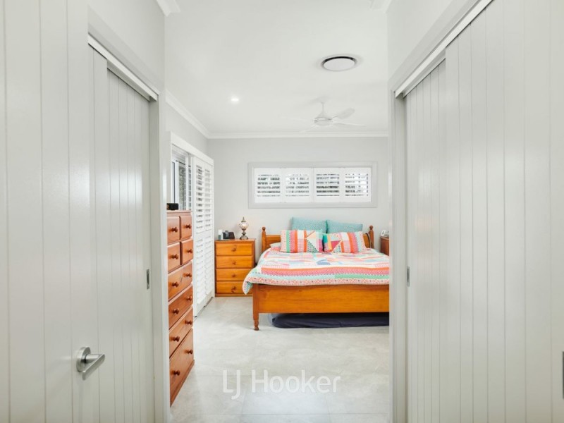 13 Hillside Terrace, Black Head NSW 2430