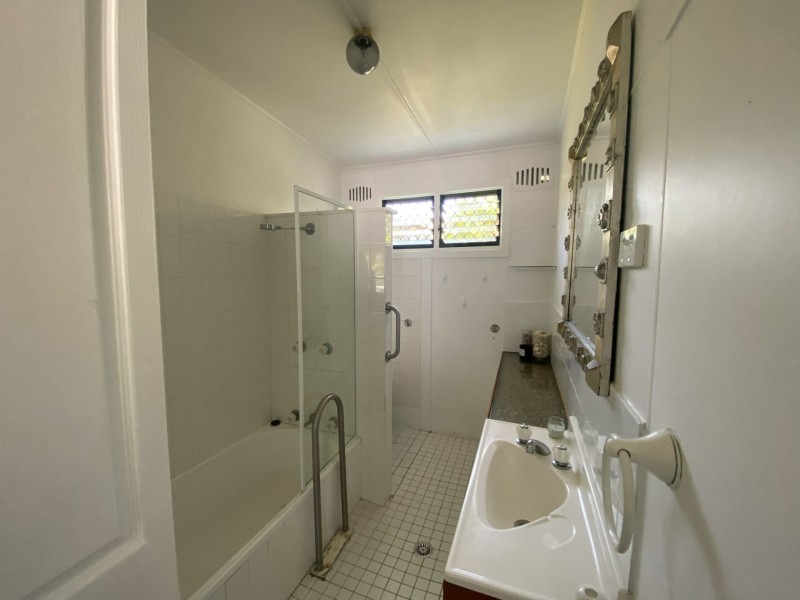 10 Surfview Avenue, Black Head NSW 2430