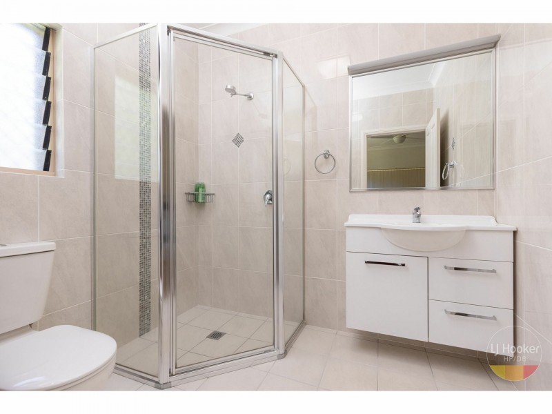 4a Federation Drive, Hallidays Point NSW 2430