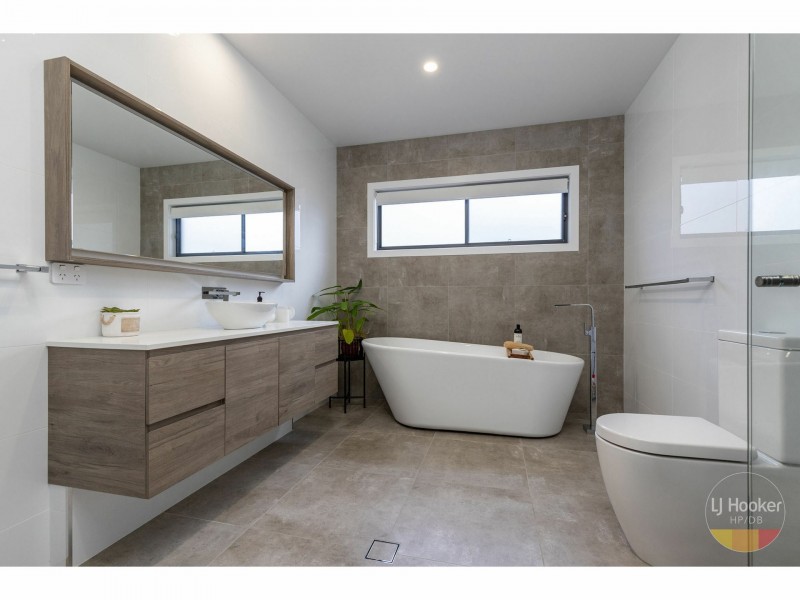6a The Boulevard, Tallwoods Village NSW 2430