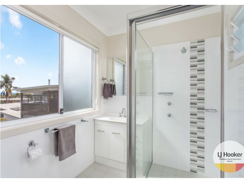 43 Anniversary Drive, Diamond Beach NSW 2430