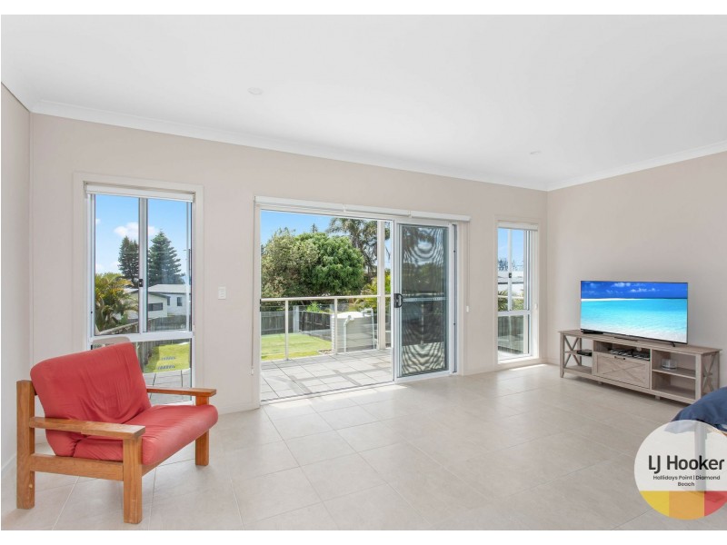 43 Anniversary Drive, Diamond Beach NSW 2430