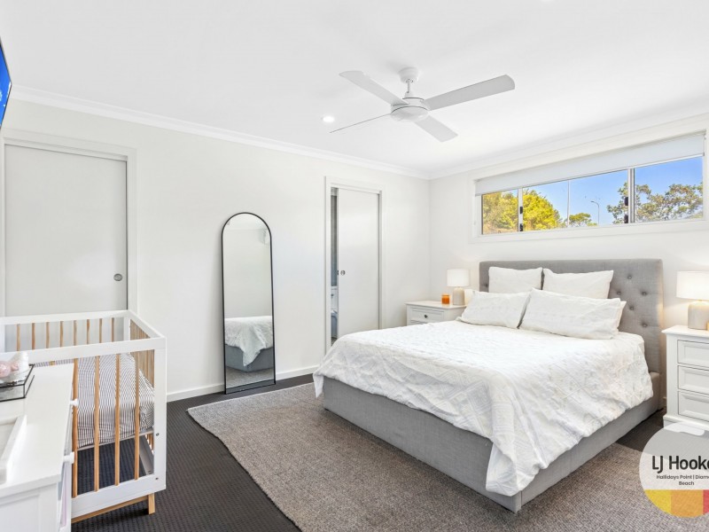 5 St Andrews Court, Tallwoods Village NSW 2430