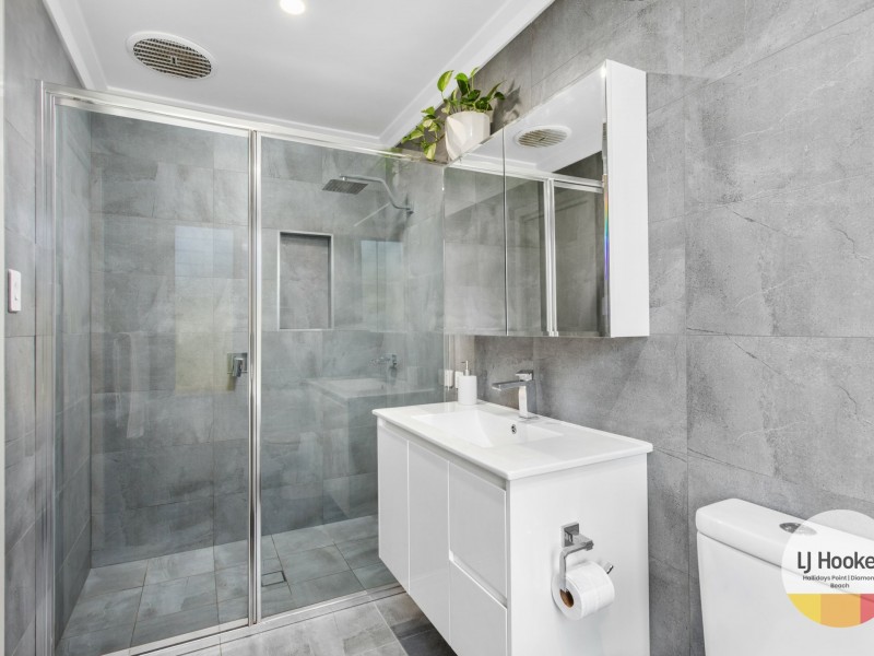 5 St Andrews Court, Tallwoods Village NSW 2430