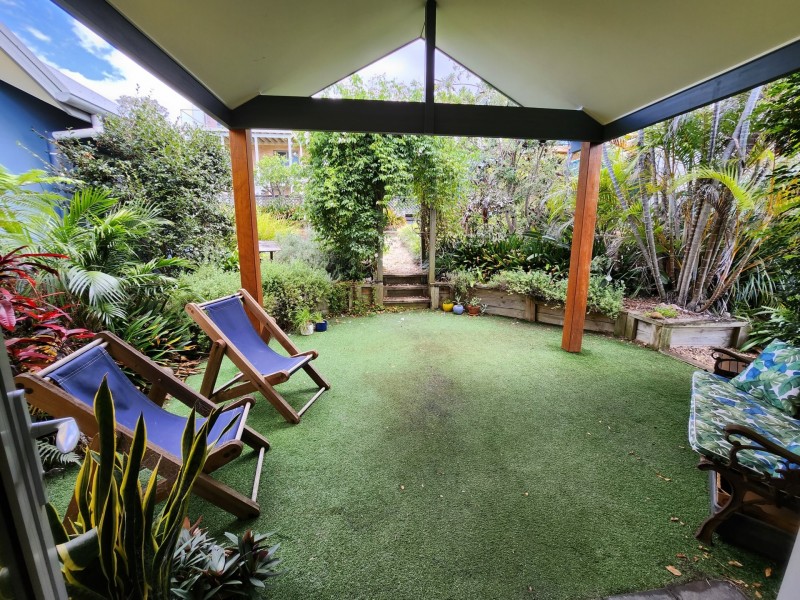 4 Callemondah Lane, Black Head NSW 2430