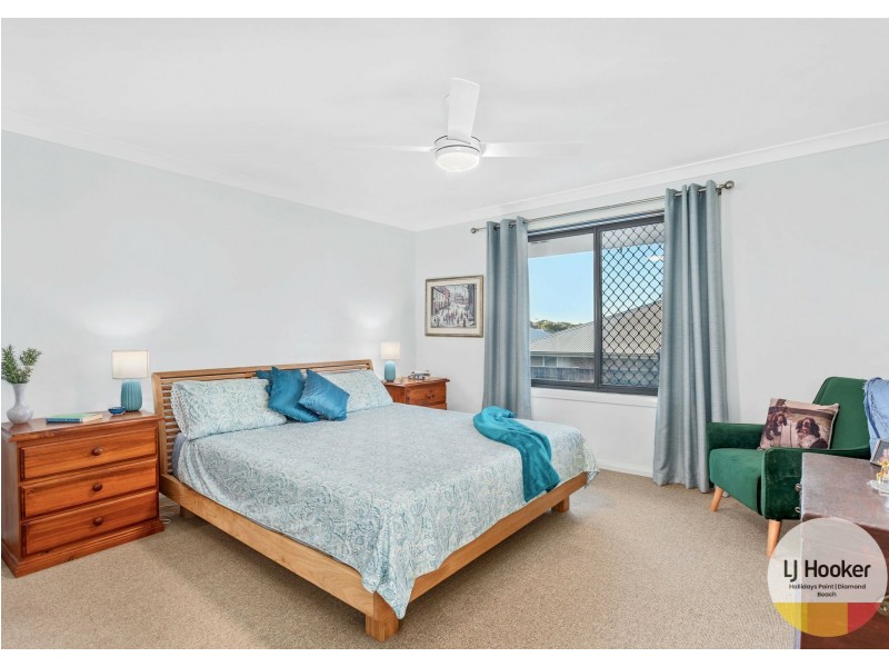 70 Anniversary Drive, Diamond Beach NSW 2430