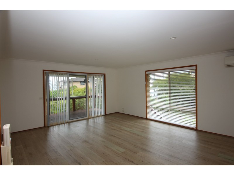 1 Callemondah Lane, Black Head NSW 2430