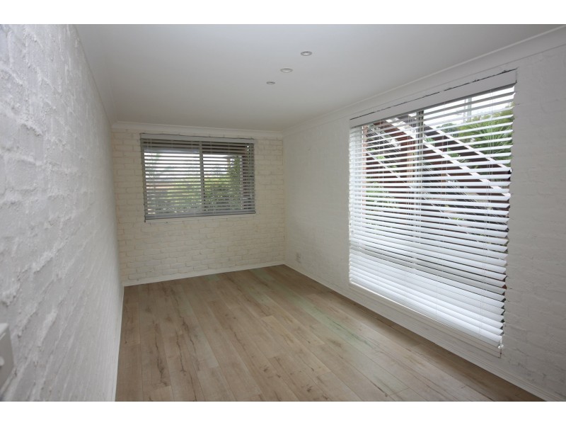 1 Callemondah Lane, Black Head NSW 2430