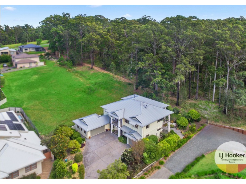 2/6 The Grove, Tallwoods Village NSW 2430