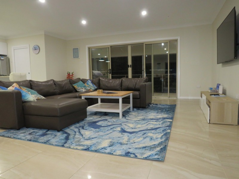 1 Scenic Avenue, Red Head NSW 2430