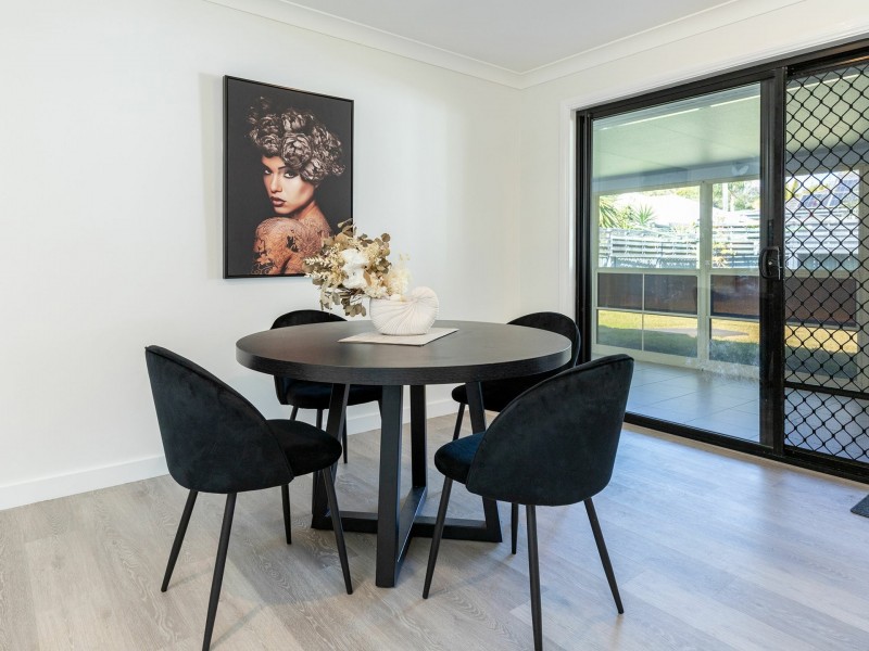 6 Devoy Place, Black Head NSW 2430