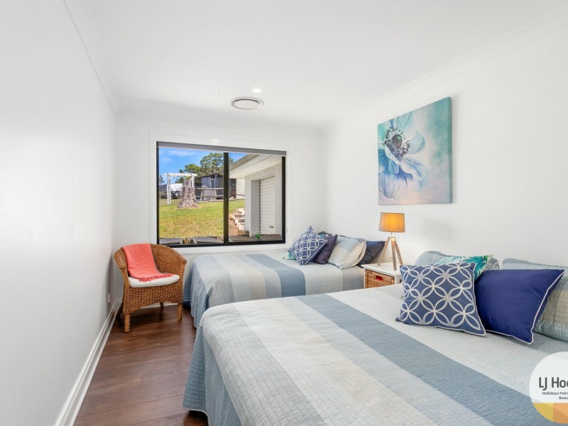 4 Idlewoods Crescent, Rainbow Flat NSW 2430