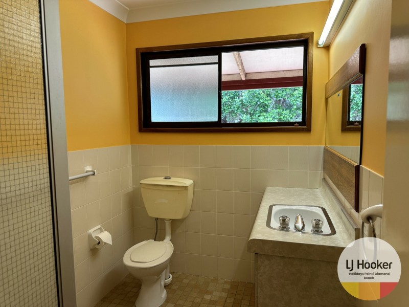 11 Gary Road, Diamond Beach NSW 2430