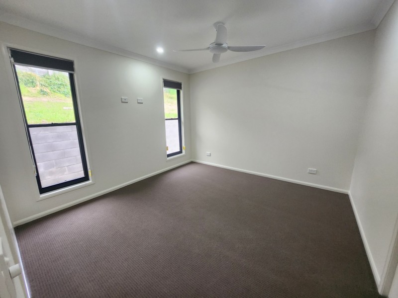 16 Barrington Crescent, Tallwoods Village NSW 2430