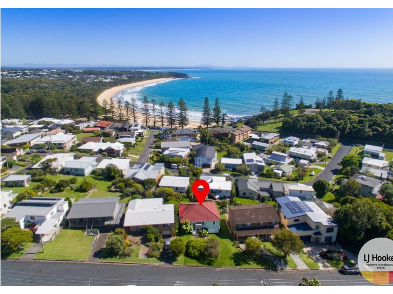 19 High Street, Black Head NSW 2430