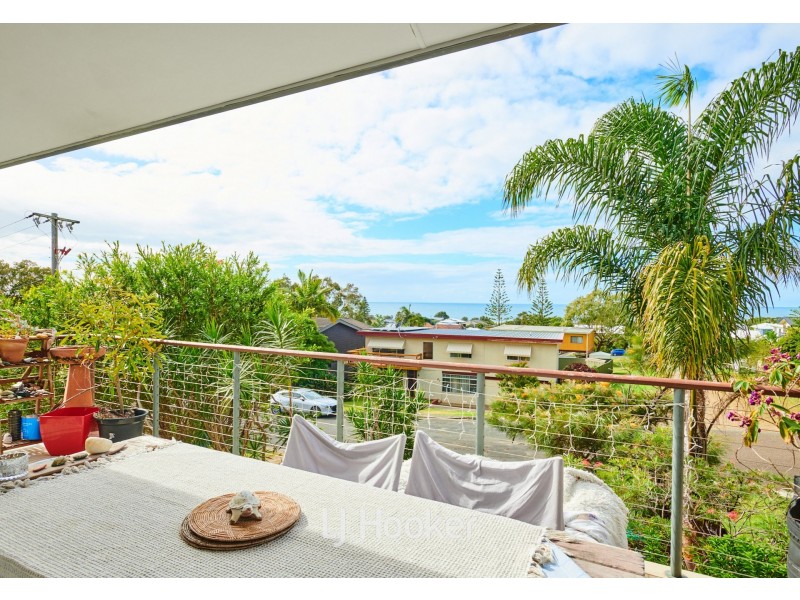 19 Escapade Avenue, Diamond Beach NSW 2430